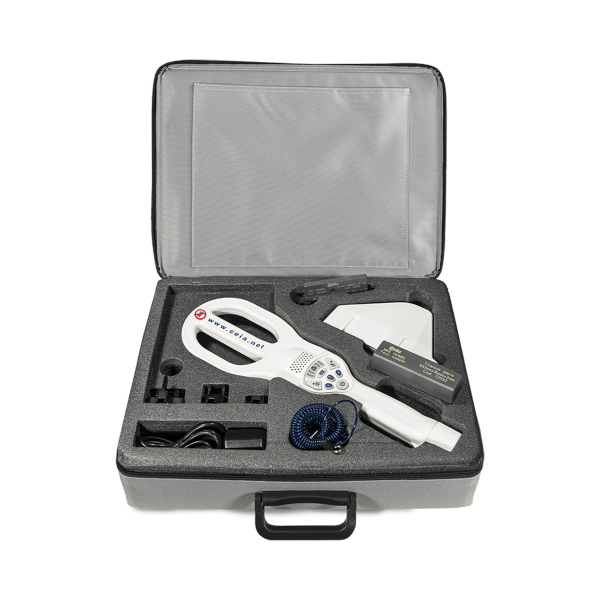 CEIA Dual sensing hand-held ferromagnetic detector for patient screening prior to MRI scans